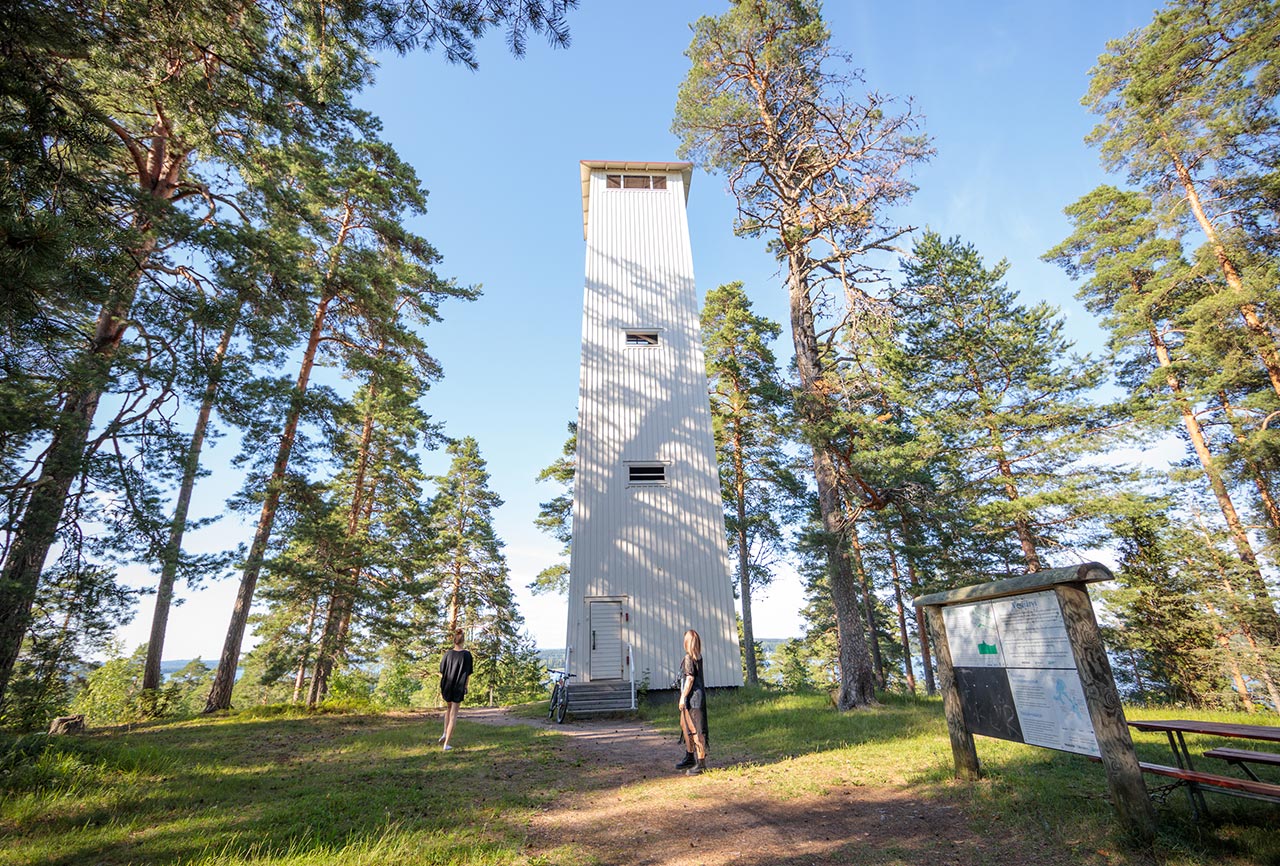 kapatuosian linnamäki - enjoynature b&b hollolassa