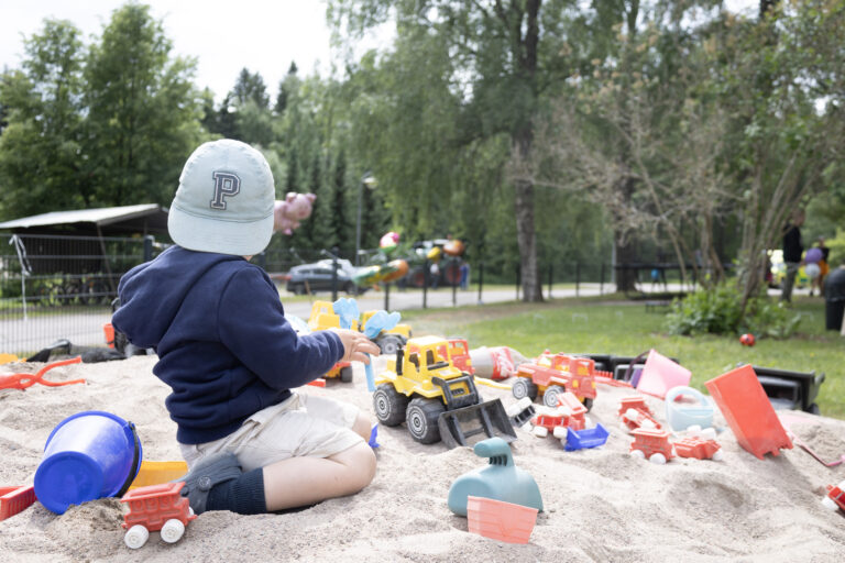 Lastenpäivä ja Kevinin sirkusmaailma 24.6.